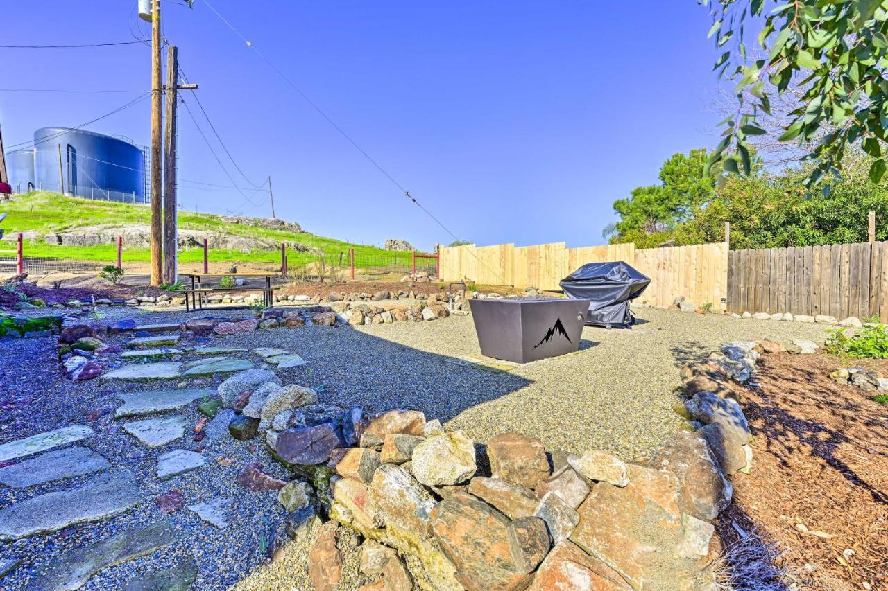 Woodlake Peaceful Ranch Home With Sierra Nevada Views מראה חיצוני תמונה