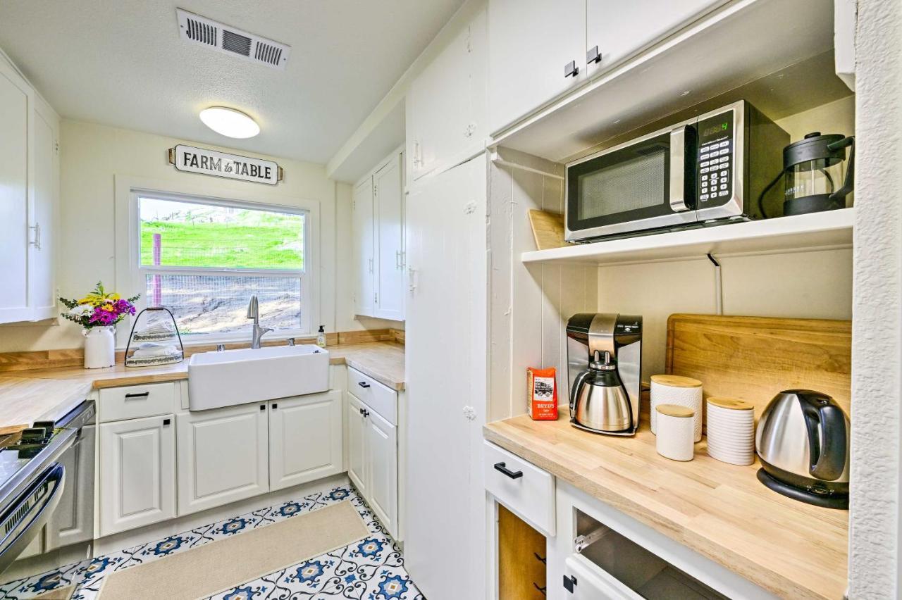 Woodlake Peaceful Ranch Home With Sierra Nevada Views מראה חיצוני תמונה