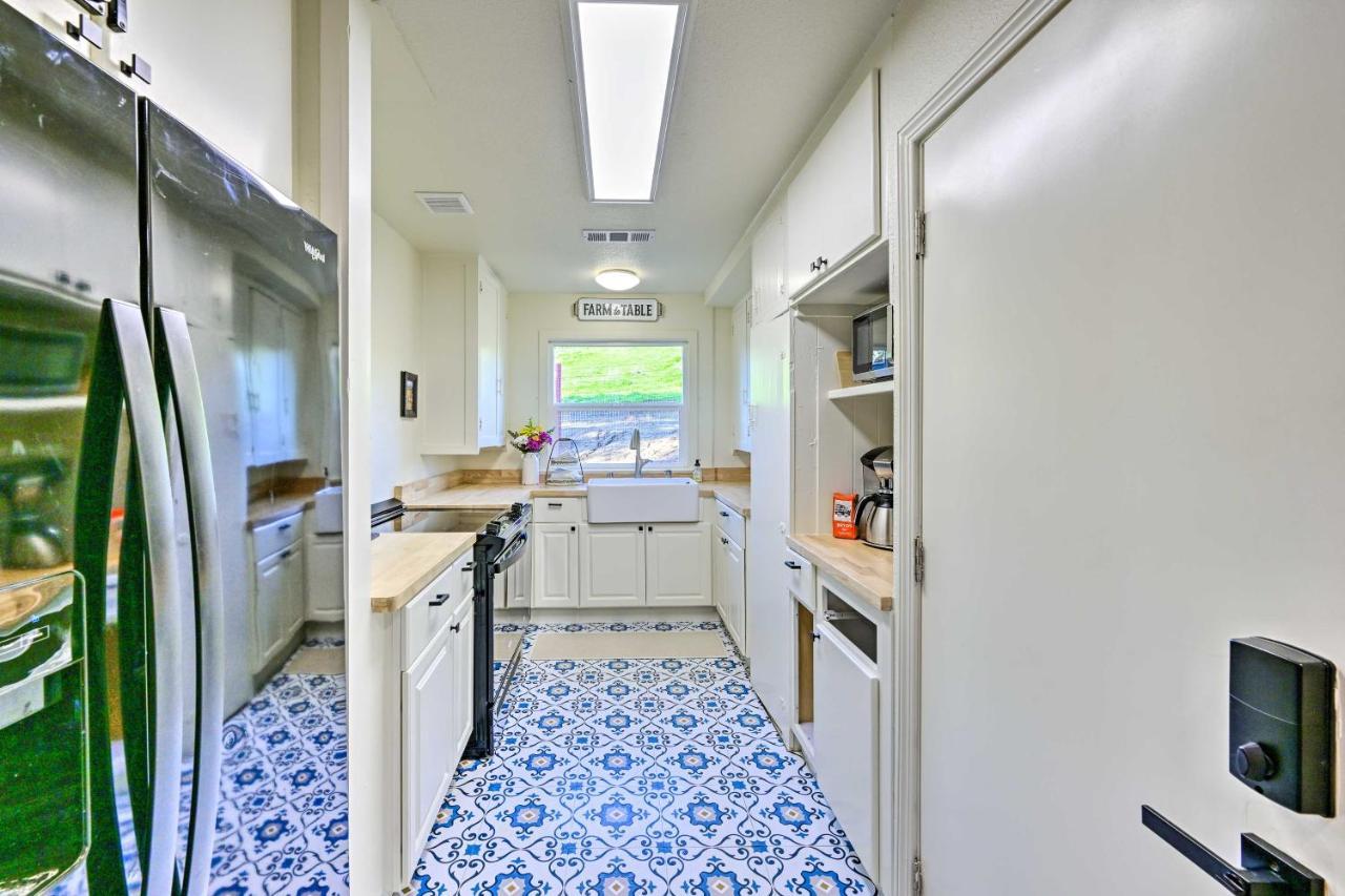 Woodlake Peaceful Ranch Home With Sierra Nevada Views מראה חיצוני תמונה